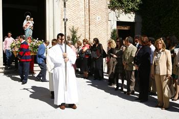 La procesión de Nuestra Señora del Rosario ha contado con una gran acogida