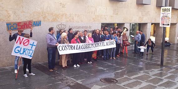 Ana Garrido no acude a su propia manifestación por el Gürtel en Boadilla