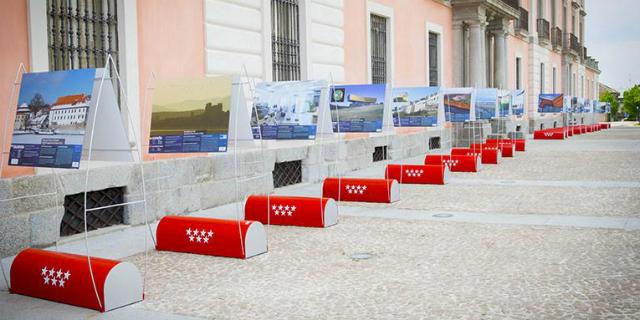 La exposición “Construimos Europa” se instala en la explanada del Palacio La exposición “Construimos Europa” se instala en la explanada del Palacio