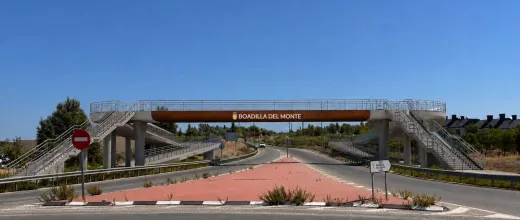 boadilla-inicia-una-nueva-pasarela-peatonal-sobre-la-m-513