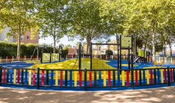 el-area-infantil-del-parque-victimas-del-terrorismo-reabre