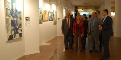 El alcalde de Boadilla del Monte inaugura una exposición de Artes