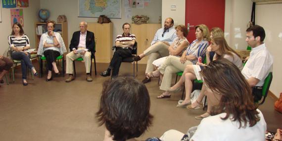El Ayuntamiento de Boadilla educa a abuelos, padres e hijos en el Día de la Familia El Ayuntamiento de Boadilla educa a abuelos, padres e hijos en el Día de la Familia