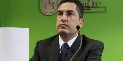 El PSOE de Boadilla acusa a Juan Siguero de no cumplir con los recortes El PSOE de Boadilla acusa a Juan Siguero de no cumplir con los recortes