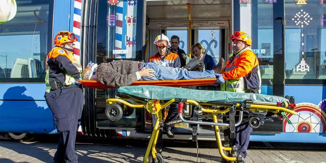 Protección Civil realiza un simulacro de accidente en el Metro Ligero de Boadilla