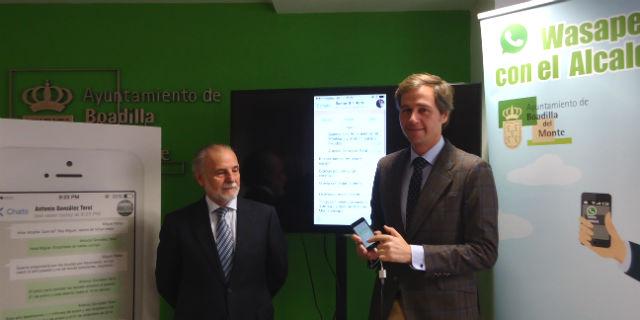 Los boadillenses ya pueden ‘wasapear’ con el alcalde Los boadillenses ya pueden ‘wasapear’ con el alcalde