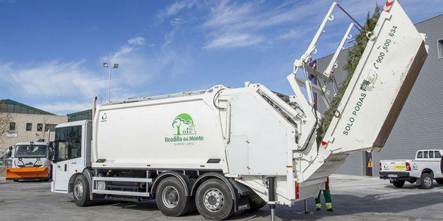 Dos camiones más ecológicos agilizarán la recogida de poda a domicilio en Boadilla