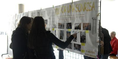 Los estudiantes de Boadilla 'Comparten su Mirada' fotográfica con los más necesitados