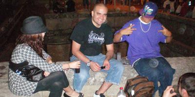 El buen tiempo anima la temporada de 'botellones' en Boadilla El buen tiempo anima la temporada de 'botellones' en Boadilla