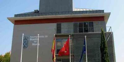 El Ayuntamiento de Boadilla baja los sueldos de sus concejales El Ayuntamiento de Boadilla baja los sueldos de sus concejales