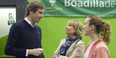 González Terol visita a los comerciantes, niños y deportistas de Boadilla González Terol visita a los comerciantes, niños y deportistas de Boadilla