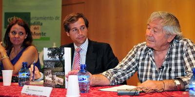 Terol presenta el libro 'Boadilla del Monte, Un Pueblo con Historia' de Patricio Fernández Terol presenta el libro 'Boadilla del Monte, Un Pueblo con Historia' de Patricio Fernández