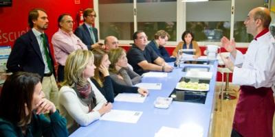 Aprenden a preparar tapas en la Gastroescuela de Boadilla Aprenden a preparar tapas en la Gastroescuela de Boadilla