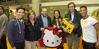 Acto benéfico "Un regalo por una sonrisa" Acto benéfico "Un regalo por una sonrisa"
