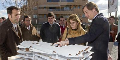 Primera piedra del innovador proyecto 'Acantilado' en Boadilla