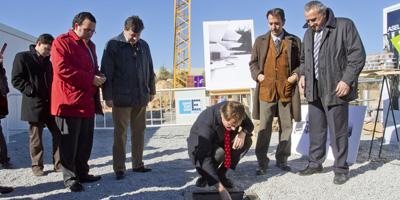 Primera piedra del innovador proyecto 'Acantilado' en Boadilla Primera piedra del innovador proyecto 'Acantilado' en Boadilla
