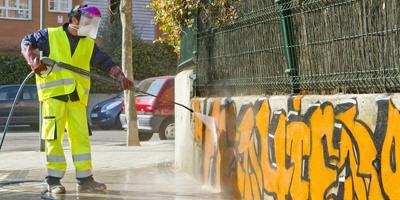 Boadilla del Monte pretende eliminar todos los grafitis de sus calles Boadilla del Monte pretende eliminar todos los grafitis de sus calles