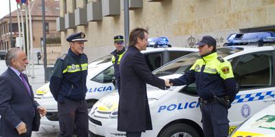 La Policía Local mejora su flota de vehículos disminuyendo el coste para las arcas municipales La Policía Local mejora su flota de vehículos disminuyendo el coste para las arcas municipales