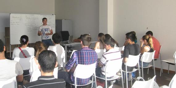 Boadilla organiza con éxito la jornada 'Empléate en verano' Boadilla organiza con éxito la jornada 'Empléate en verano'