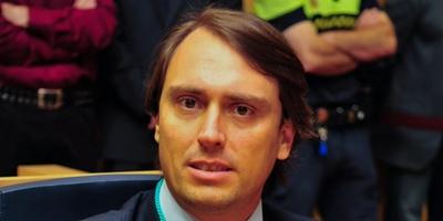 A. Segovia: "He renunciado a mi sueldo pero seguiré ayudando al alcalde en lo que necesite" A. Segovia: "He renunciado a mi sueldo pero seguiré ayudando al alcalde en lo que necesite"