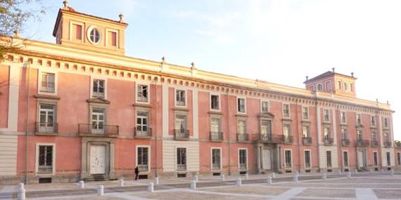 Aprobado el proyecto de remodelación de la explanada oeste del Palacio Aprobado el proyecto de remodelación de la explanada oeste del Palacio