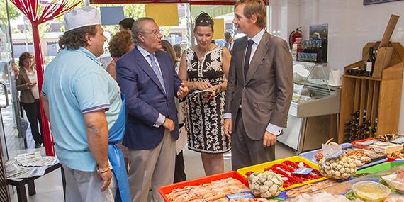 Las familias numerosas tendrán descuentos especiales en 57 comercios de Boadilla Las familias numerosas tendrán descuentos especiales en 57 comercios de Boadilla