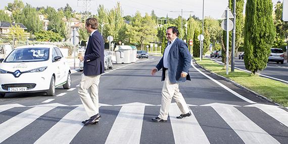 La Avenida Monte Segovia estrena asfaltado y luce nuevas señales La Avenida Monte Segovia estrena asfaltado y luce nuevas señales