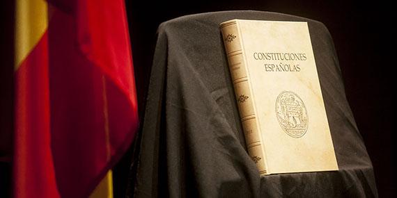 Los escolares rinden homenaje a la Constitución Los escolares rinden homenaje a la Constitución