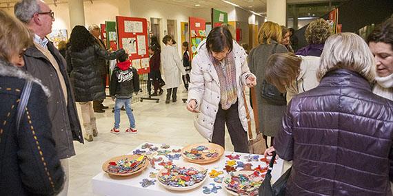 Boadilla acoge un mercadillo solidario de cerámica a beneficio de Cáritas Boadilla acoge un mercadillo solidario de cerámica a beneficio de Cáritas