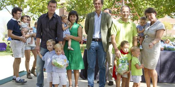 Boadilla aprueba un millón de euros en ayudas para las familias y el aumento de la natalidad Boadilla aprueba un millón de euros en ayudas para las familias y el aumento de la natalidad