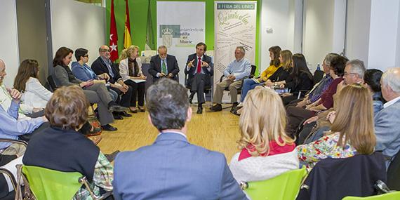 Iniciativas para fomentar la lectura Iniciativas para fomentar la lectura