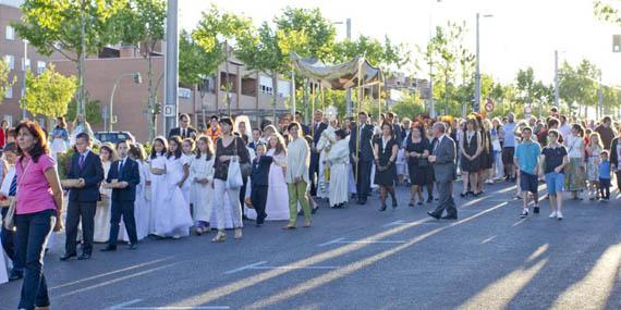 Celebración del Corpus Christi en Boadilla con dos procesiones
