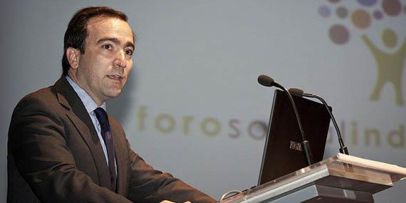 Carabante: "Las nuevas pasarelas podrían estar operativas en verano de 2014" Carabante: "Las nuevas pasarelas podrían estar operativas en verano de 2014"