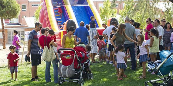 Las familias de Boadilla ya pueden solicitar las ayudas Las familias de Boadilla ya pueden solicitar las ayudas