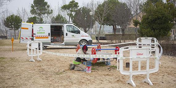 Suelos de caucho en los parques infantiles de Boadilla