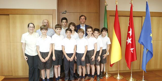 Los alumnos del Virgen de Europa, ganadores del XI torneo ‘Jugando al atletismo’