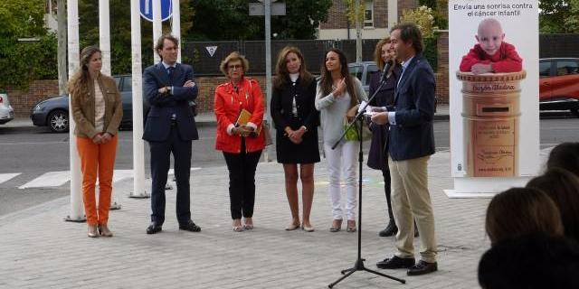 Los vecinos de Boadilla ya pueden enviar “una sonrisa” a los niños enfermos de cáncer