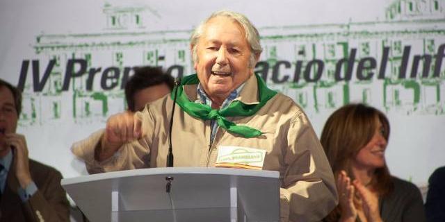 Patricio Fernández es el ganador de la Cuarta Edición del Premio Palacio del Infante Patricio Fernández es el ganador de la Cuarta Edición del Premio Palacio del Infante