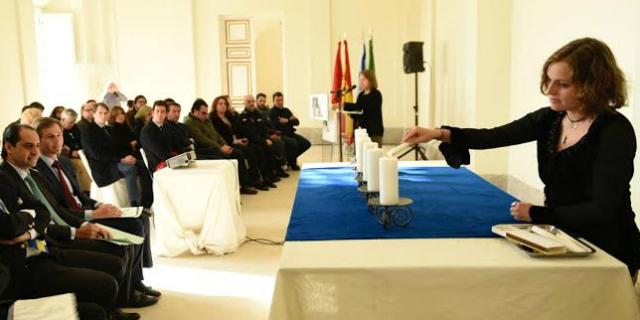 El Palacio de Boadilla acoge un emotivo homenaje a las víctimas del Holocausto El Palacio de Boadilla acoge un emotivo homenaje a las víctimas del Holocausto
