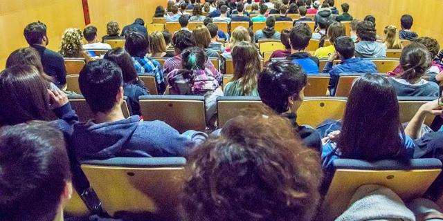 Desciende el paro juvenil en Boadilla un 27,5% durante 2015