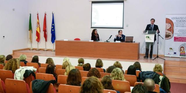 Jornada para potenciar la conciliación y el autoempleo femenino