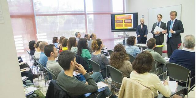 Charlas formativas a empresarios para fomentar la contratación