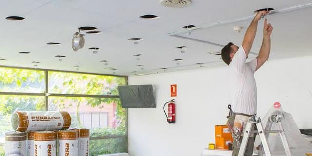 El Centro de Mayores del casco urbano se renueva de cara al próximo curso El Centro de Mayores del casco urbano se renueva de cara al próximo curso