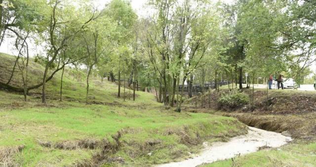 Trabajos de limpieza y desbroce en los arroyos de Boadilla