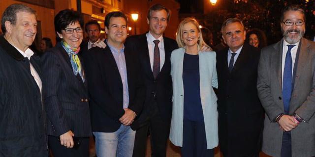 Cifuentes recibe el apoyo de los alcaldes del noroeste en Boadilla Cifuentes recibe el apoyo de los alcaldes del noroeste en Boadilla