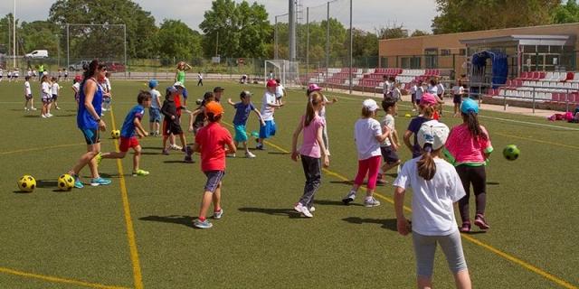 Los menores en acogida familiar se beneficiarán de descuentos en actividades deportivas