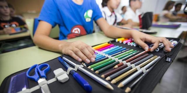 Comienza el plazo para solicitar telemáticamente las becas para libros de texto y material escolar Comienza el plazo para solicitar telemáticamente las becas para libros de texto y material escolar