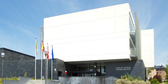 El Ayuntamiento pone a disposición de pymes y autónomos las ayudas de la Comunidad El Ayuntamiento pone a disposición de pymes y autónomos las ayudas de la Comunidad