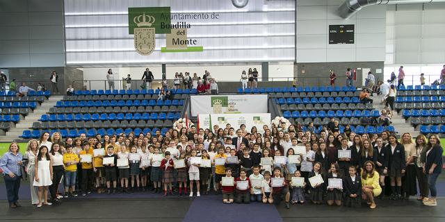 Premiados los alumnos de Boadilla con mejor expediente o que han demostrado su compromiso social