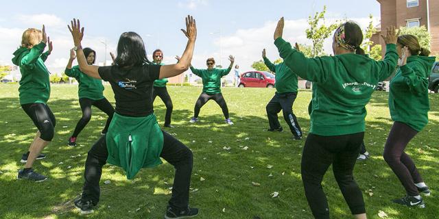 Los mayores de Boadilla podrán practicar yoga y taichi al aire libre